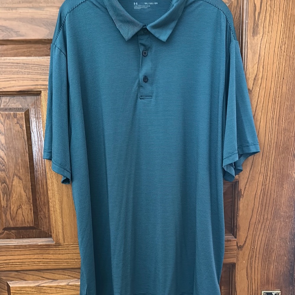 Under Armour Green and Black Polo Shirt Lightweight Athletic Wear